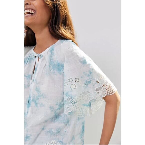 NEW Anthropologie Blue Embroidered Lace Tie-Dye Short-Sleeve Blouse Medium - Picture 4 of 4